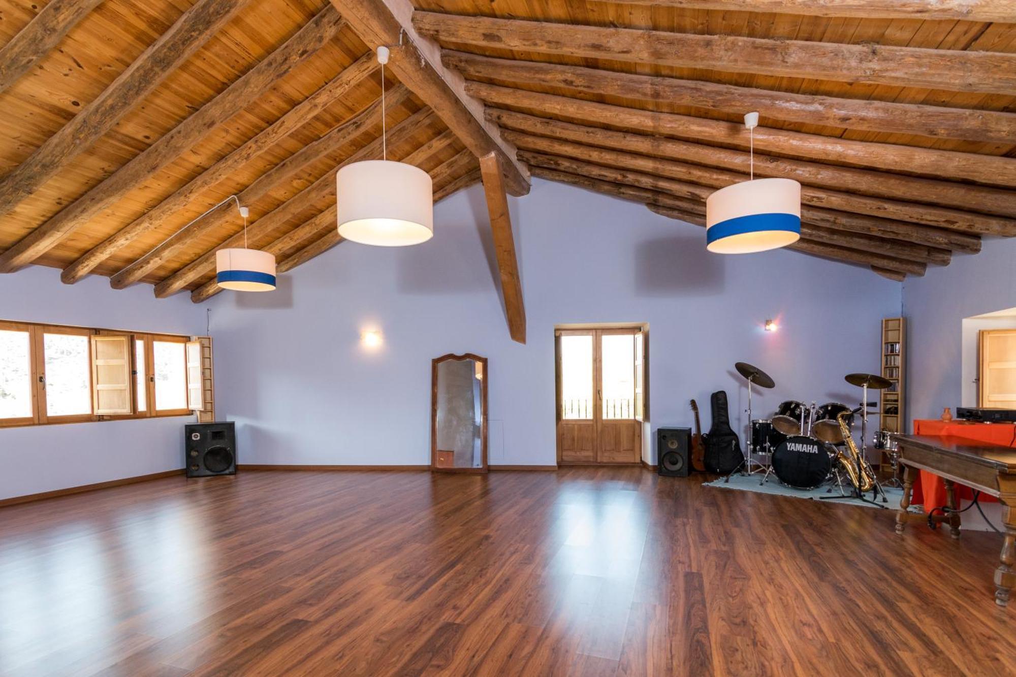 Albergue Casa De L'Aigua 贝塞特 外观 照片